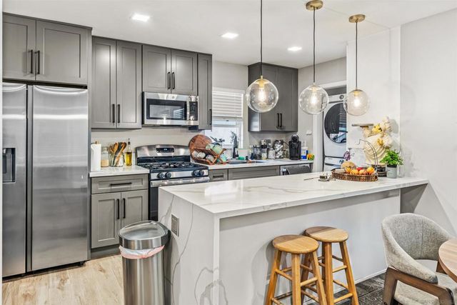 3023 E 10Th Street, National City, CA 91950