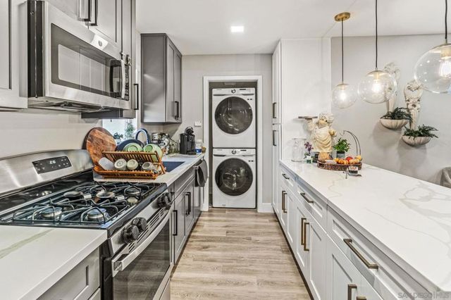3023 E 10Th Street, National City, CA 91950