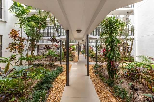 3440 NE 192nd St 1G-A, Aventura, FL 33180