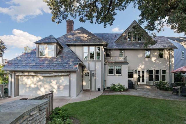2116 W Lake Of The Isles Parkway, Minneapolis, MN 55405