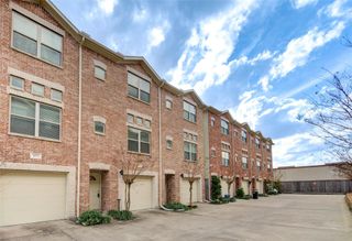 2710 Hullsmith Drive 402, Houston, TX 77063