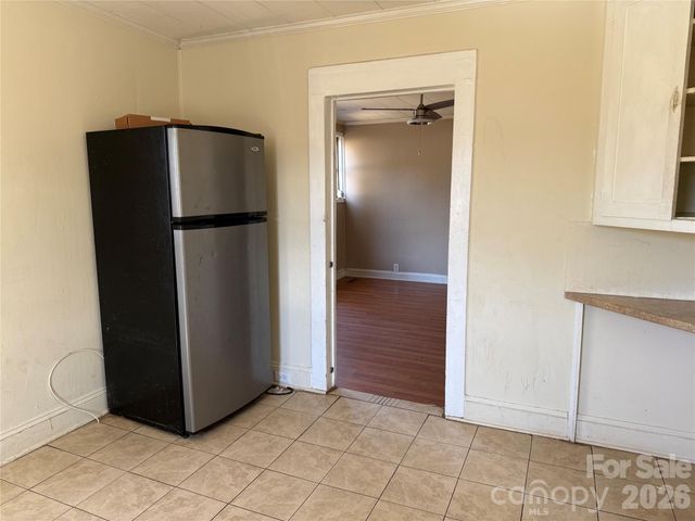 1818 N Rankin Avenue, Newton, NC 28658