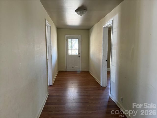 1818 N Rankin Avenue, Newton, NC 28658
