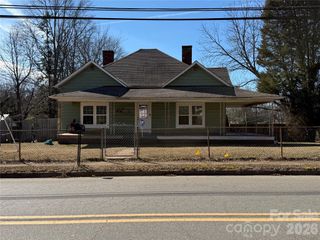 1818 N Rankin Avenue, Newton, NC 28658