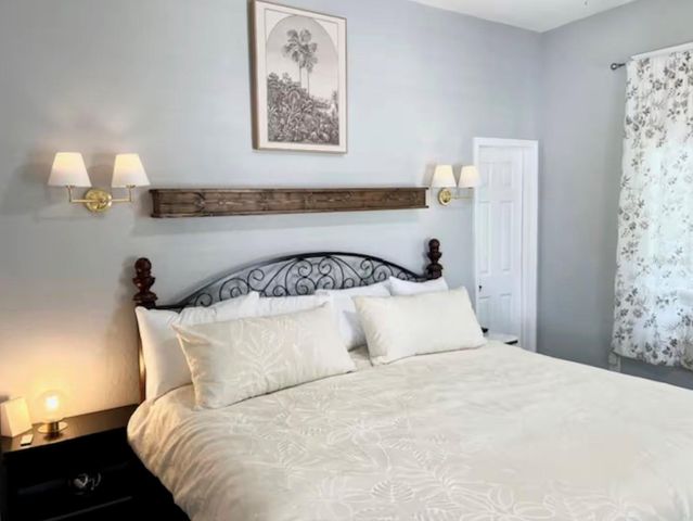 2510 W MAIN STREET Unit A, Tampa, FL 33607