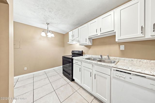 726 Zorn Ave APT 13, Louisville, KY 40206