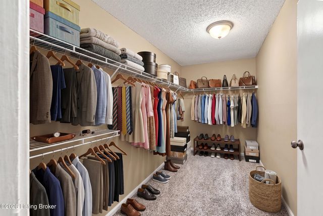 726 Zorn Ave APT 13, Louisville, KY 40206