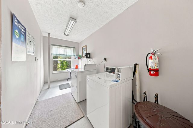 726 Zorn Ave APT 13, Louisville, KY 40206