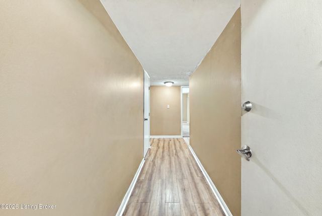 726 Zorn Ave APT 13, Louisville, KY 40206