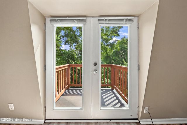 726 Zorn Ave APT 13, Louisville, KY 40206