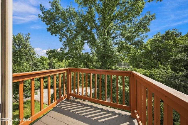 726 Zorn Ave APT 13, Louisville, KY 40206