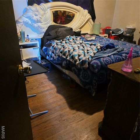 5344 Northland Ave, St Louis, MO 63112