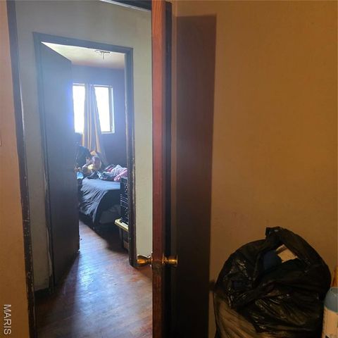 5344 Northland Ave, St Louis, MO 63112