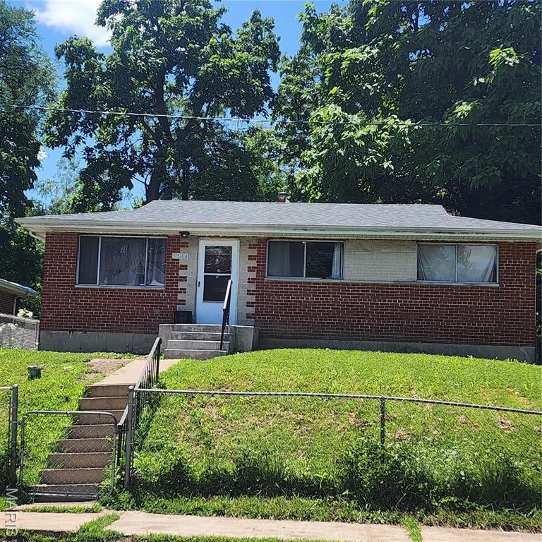 5344 Northland Ave, St Louis, MO 63112