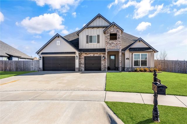 931 Red Maple Street, Centerton, AR 72719