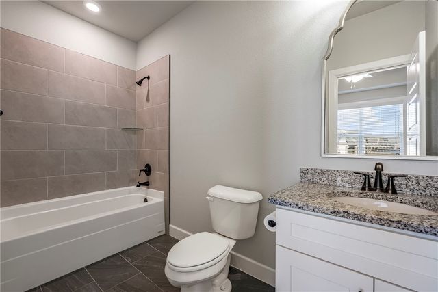 931 Red Maple Street, Centerton, AR 72719