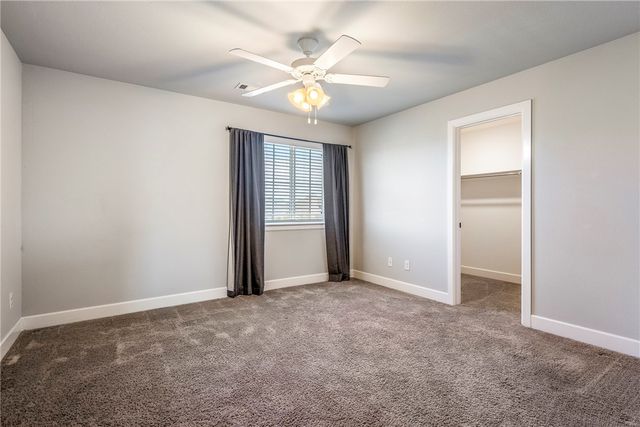 931 Red Maple Street, Centerton, AR 72719