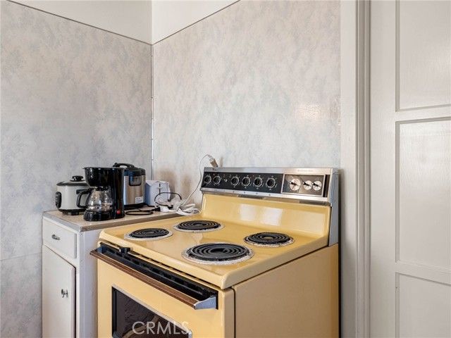 661 W Buena Vista, Barstow, CA 92311