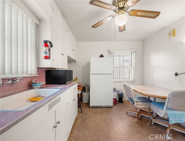 661 W Buena Vista, Barstow, CA 92311