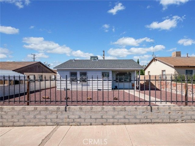 661 W Buena Vista, Barstow, CA 92311