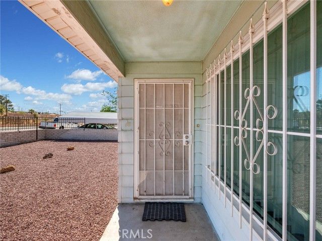 661 W Buena Vista, Barstow, CA 92311