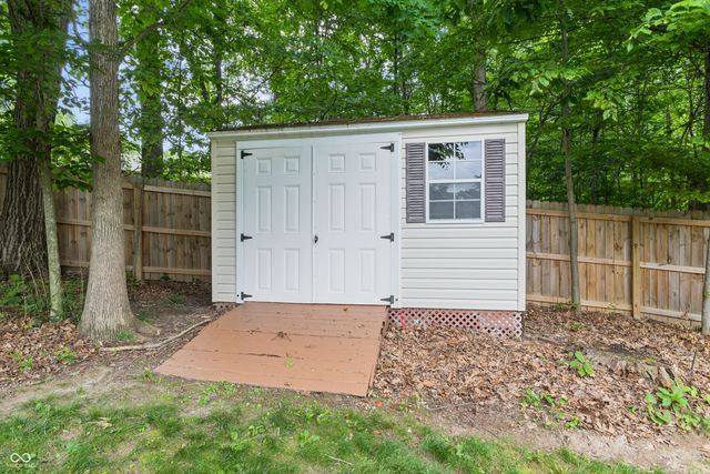 5451 W Channing Way, Ellettsville, IN 47429