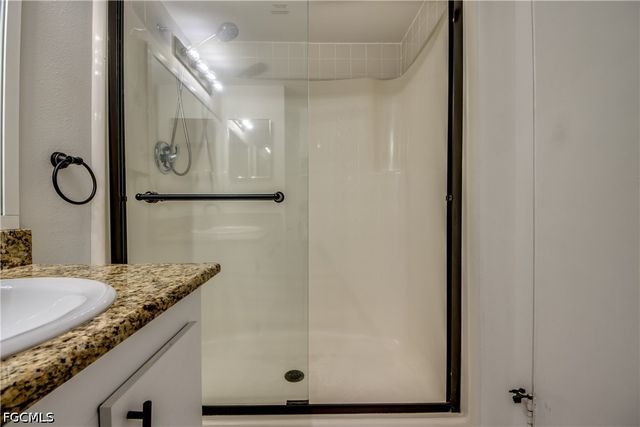 9261 Central Park DR 106, Fort Myers, FL 33919