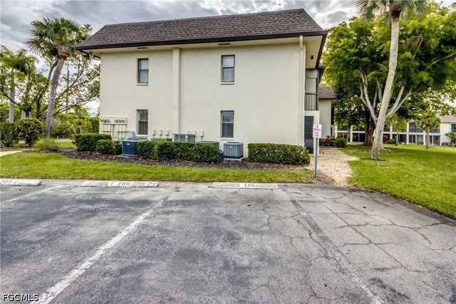 9261 Central Park DR 106, Fort Myers, FL 33919