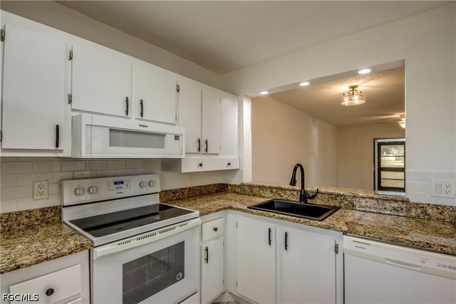 9261 Central Park DR 106, Fort Myers, FL 33919