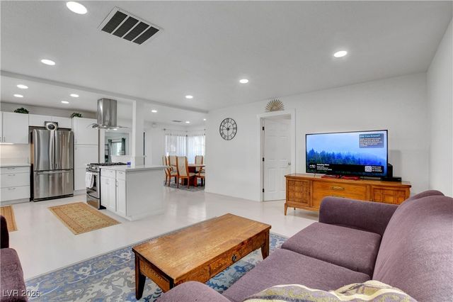 3916 East Reno Avenue, Las Vegas, NV 89120