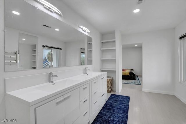 3916 East Reno Avenue, Las Vegas, NV 89120