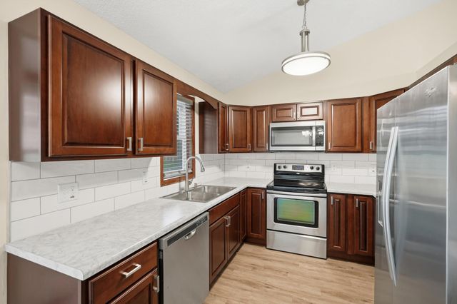 9179 Janero Avenue S, Cottage Grove, MN 55016
