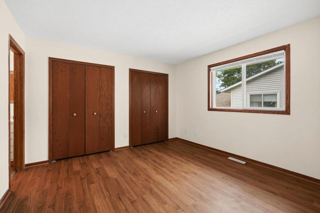 9179 Janero Avenue S, Cottage Grove, MN 55016