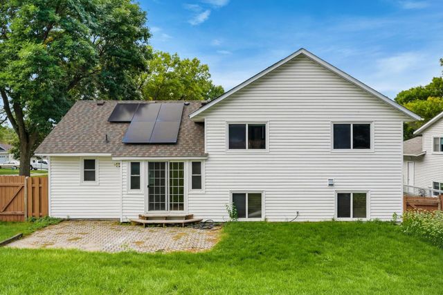 9179 Janero Avenue S, Cottage Grove, MN 55016