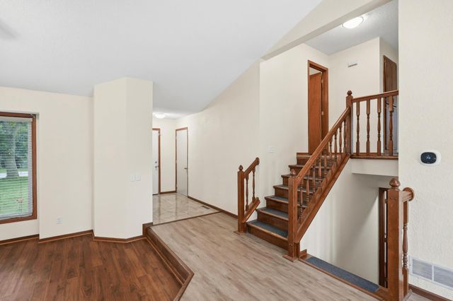 9179 Janero Avenue S, Cottage Grove, MN 55016