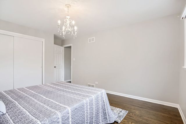 10112 S Kostner Avenue, Oak Lawn, IL 60453