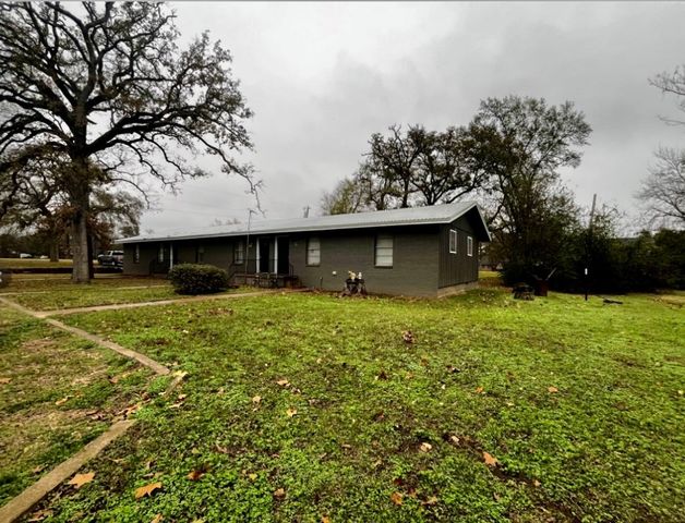 622 N Main Street, Grand Saline, TX 75140