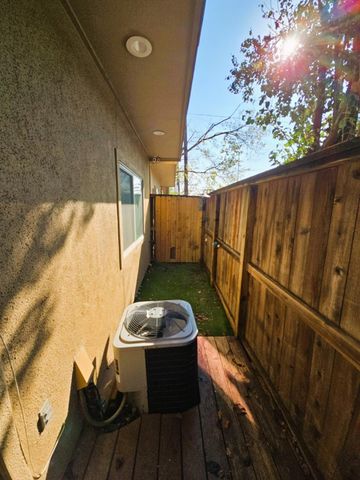 306 Gregg Street, Houston, TX 77020