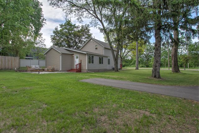 1414 Main Street NW, Elk River, MN 55330