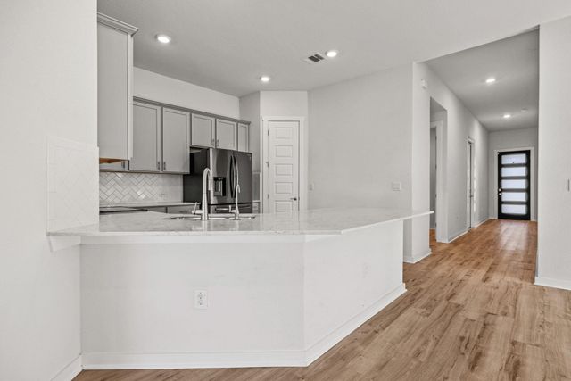 1120 Bear Track LOOP, Georgetown, TX 78628