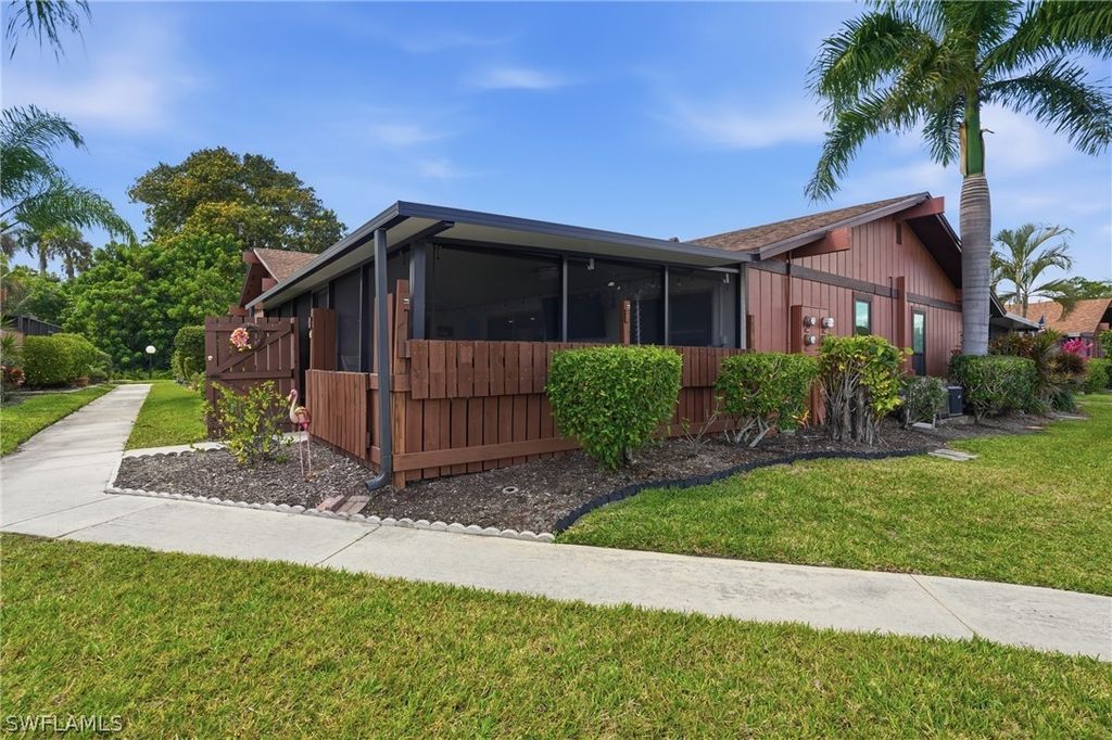 15504 Crystal Lake DR, North Fort Myers, FL 33917