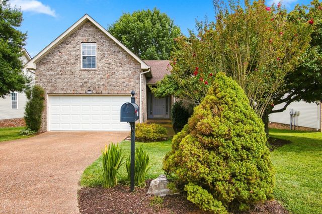 4011 Kristen St, Spring Hill, TN 37174