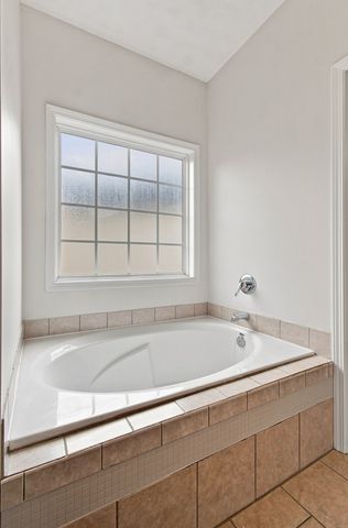 4011 Kristen St, Spring Hill, TN 37174