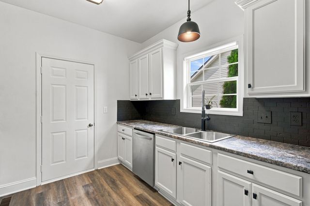 4011 Kristen St, Spring Hill, TN 37174