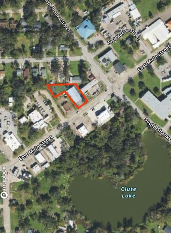 224 E Main Street, Clute, TX 77531