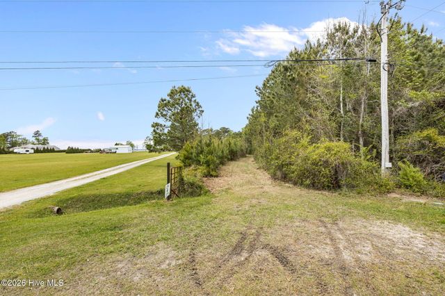 611 Becton Road, Havelock, NC 28532