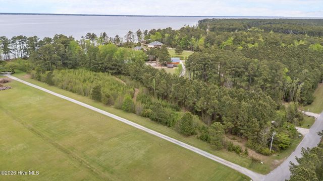 611 Becton Road, Havelock, NC 28532