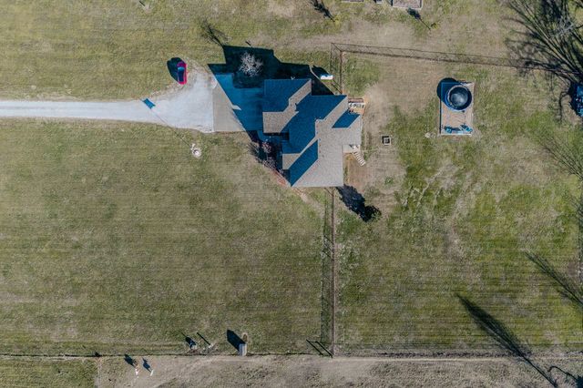 1054 W Itaska Road, Nixa, MO 65714