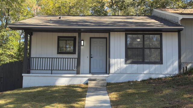 1807 Meriadoc Road, Tallahassee, FL 32303