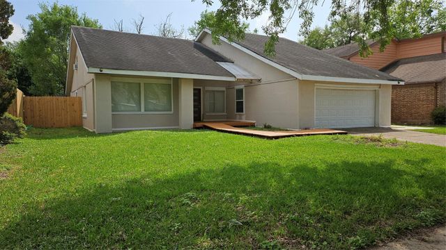 12807 Villawood Lane, Houston, TX 77072